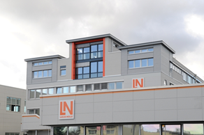 03-ln-building